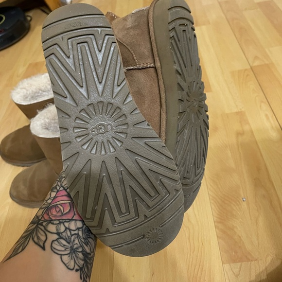 Ugg Boots for sale! 🥰 - Picture 3 of 4